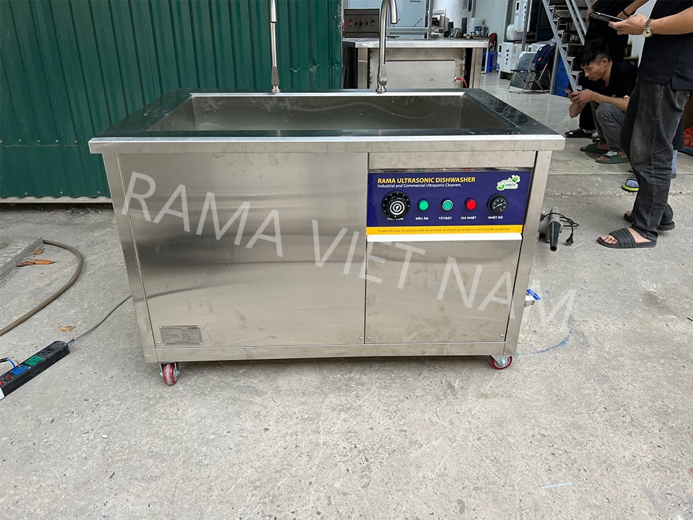 Bàn giao máy rửa chén sóng siêu âm Rama RB12000 cho quán ăn tại Nghệ An