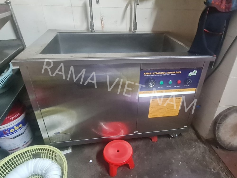 Bàn giao máy rửa chén sóng siêu âm Rama RB12000 cho quán ăn tại Nghệ An