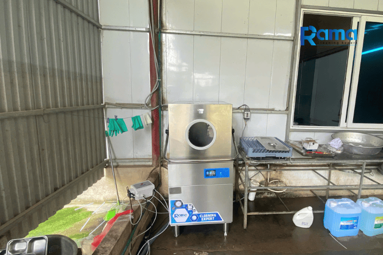 Tiêu chí quan trọng khi chọn máy rửa bát cho nhà hàng