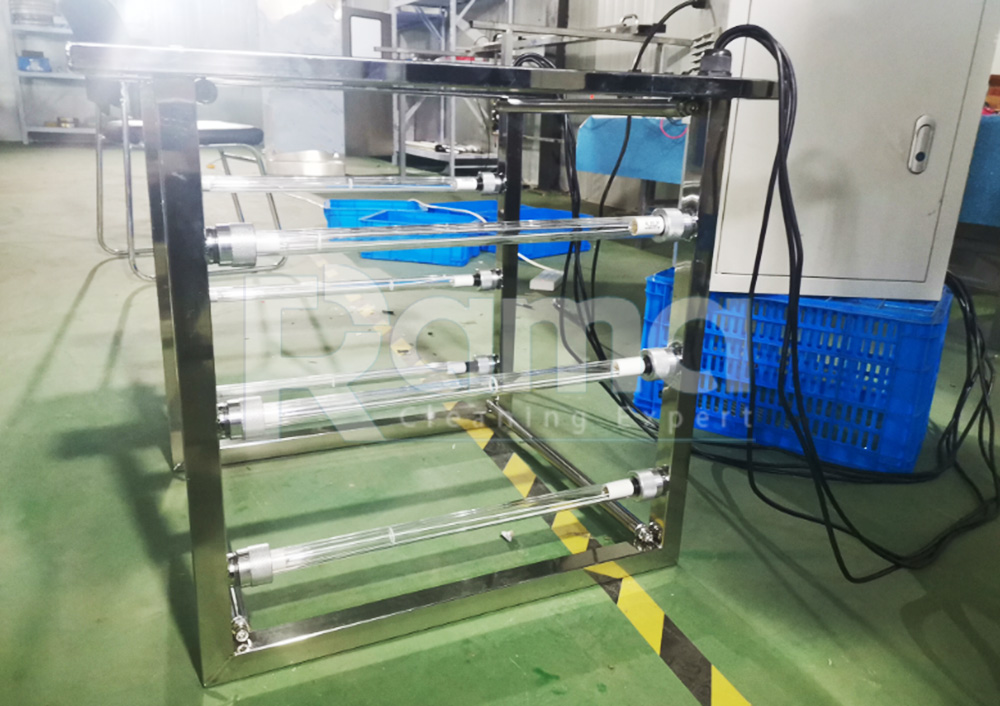 Đèn khử trùng UV nhúng nước Rama UVN 16 anh thuc te Rama UVN 1