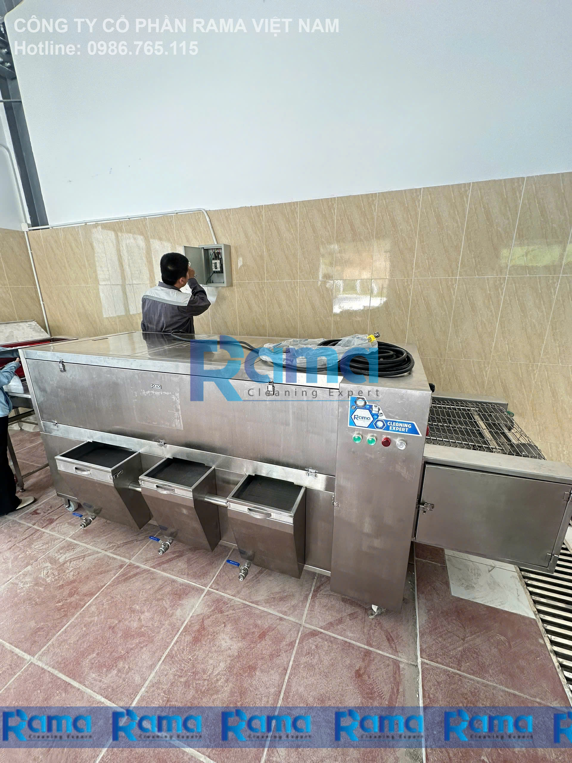 Từ "Núi" Khay Ăn Đến Quy Trình Làm Sạch Hoàn Hảo - Câu Chuyện Thành Công Với Máy Rửa Bát Băng Chuyền Rama Tại Cty Giày Chung Jye Bắc Kạn 7 Máy rửa bát băng chuyền