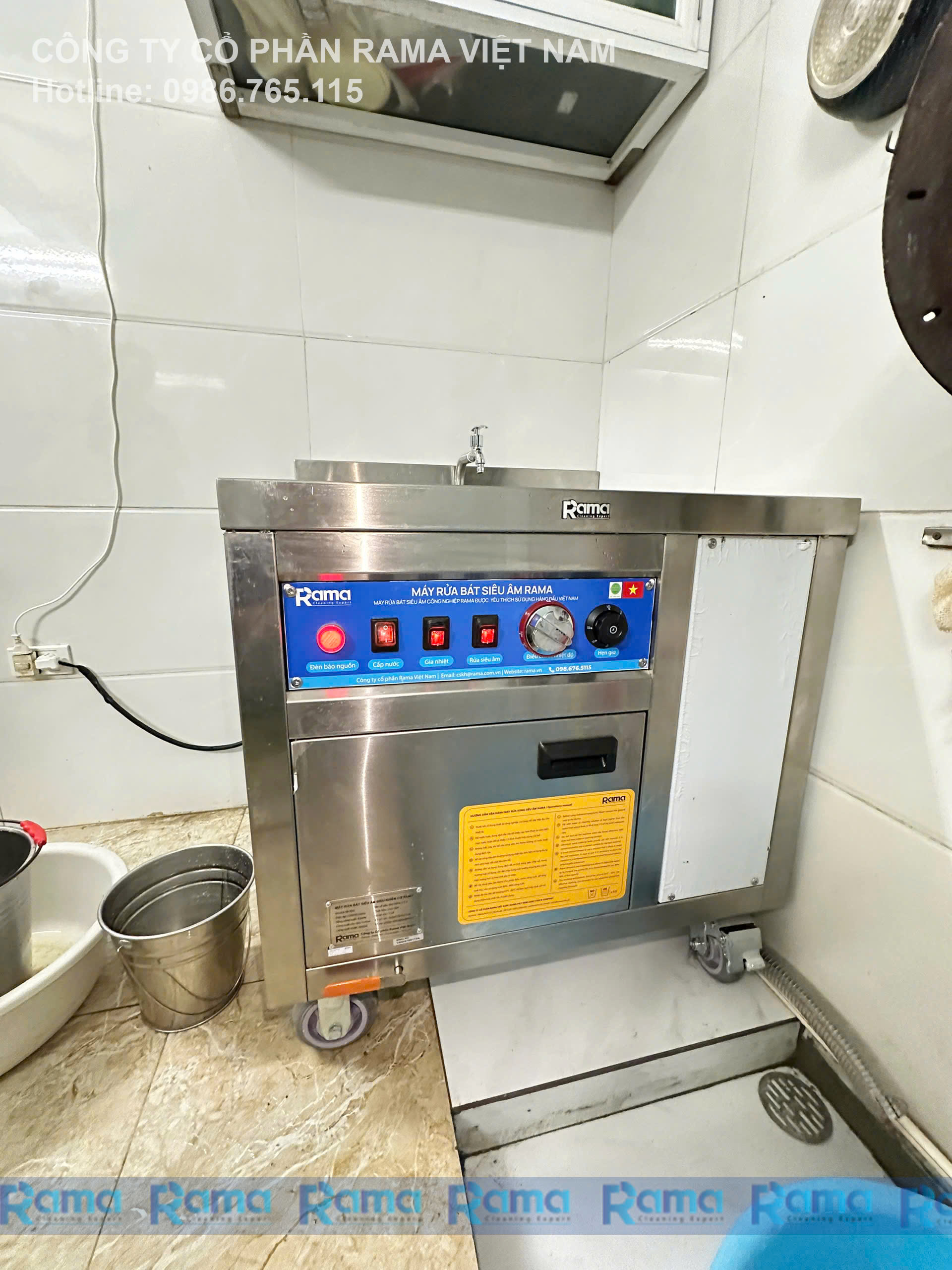 Giải Pháp "Vàng" Nâng Tầm Vệ Sinh Quán Phở Từ Công Nghệ Rửa Bát Siêu Âm Siêu Mạnh Mẽ Của Rama 10 Rửa bát siêu âm