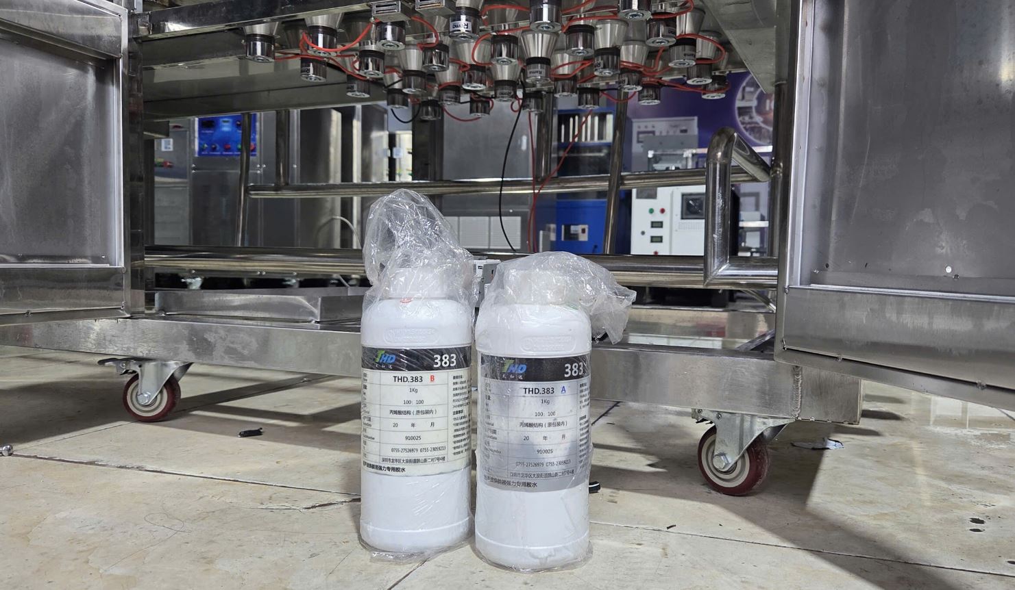 Keo dán A-B chuyên dụng THD 383 2 anh thuc te keo dan 1