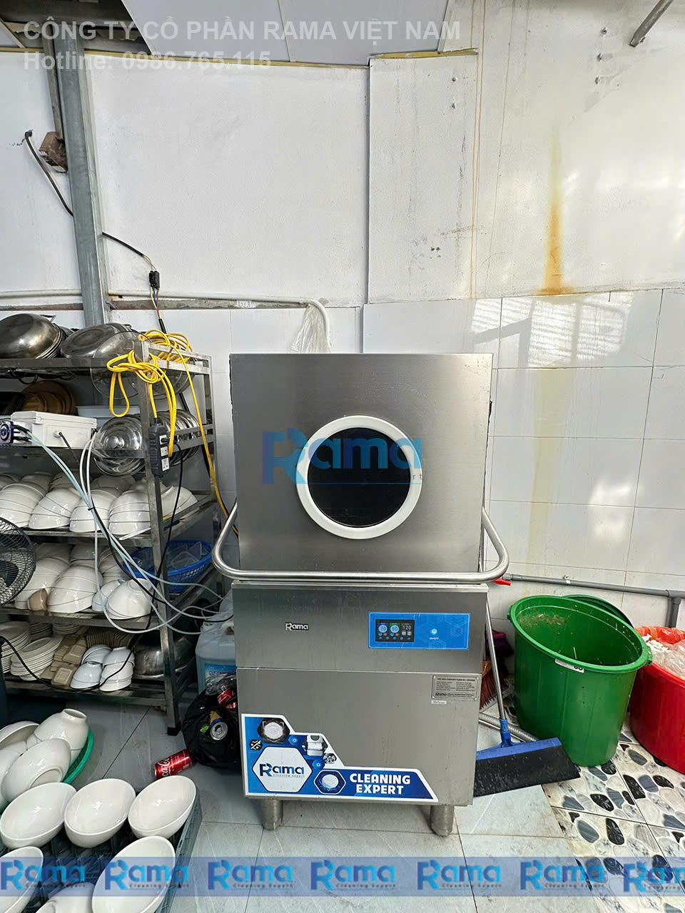 Máy rửa bát công nghiệp