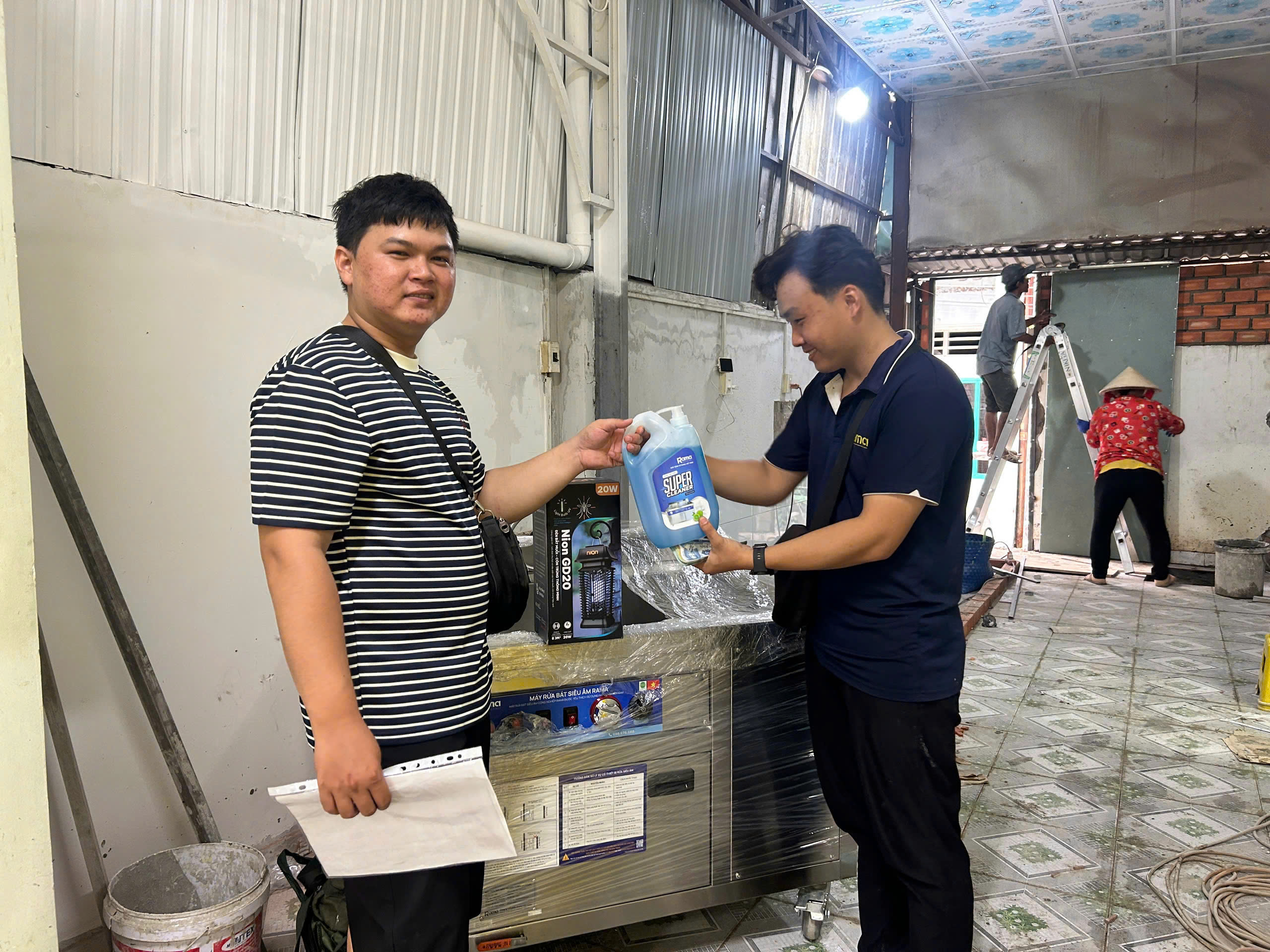 Máy rửa bát siêu âm
