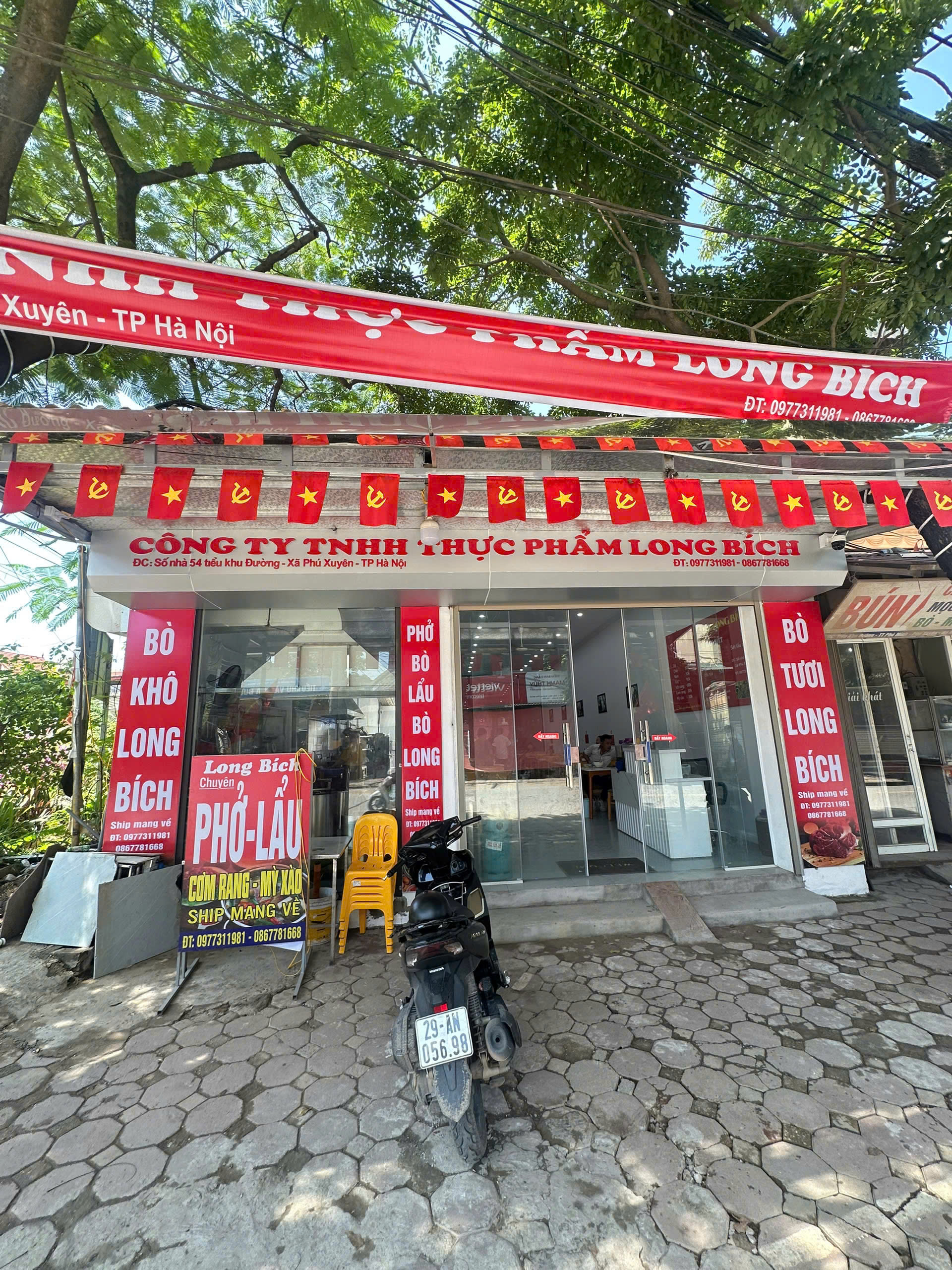 Từ Thách Thức Đến Lợi Thế & Câu Chuyện Về Chuyển Đổi Quy Trình Vận Hành Với Máy Rửa Bát Công Nghiệp Rama RC-15000SX 6 Máy rửa bát công nghiệp