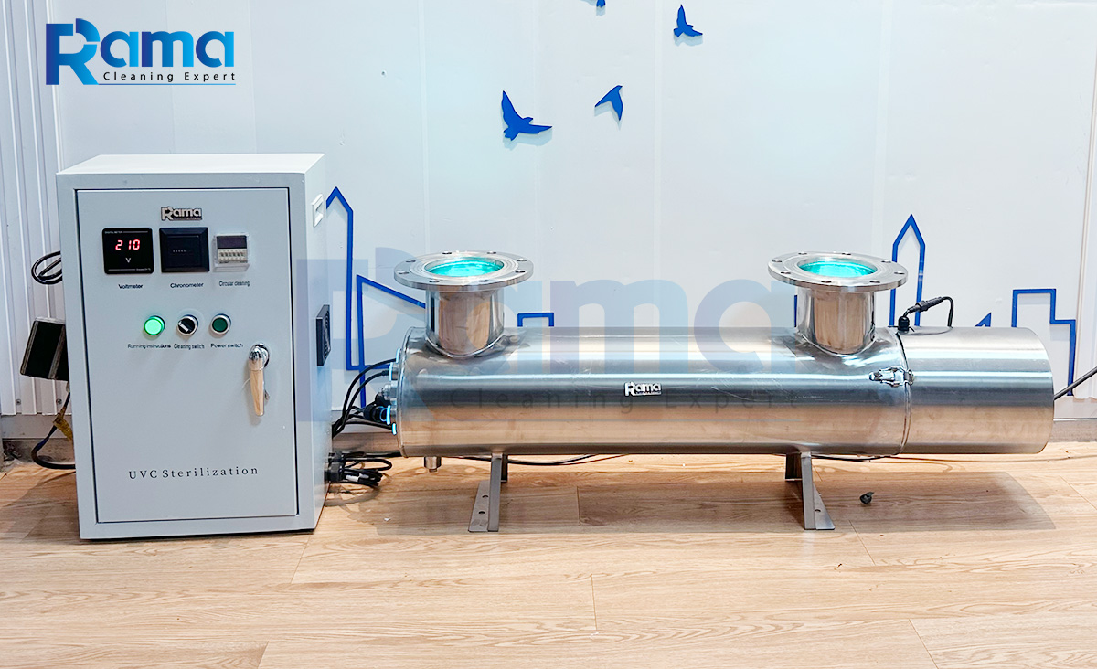 Thiết bị UV xử lý nước có vệ sinh tự động Rama RU-AC 8 RU AC anh thuc te