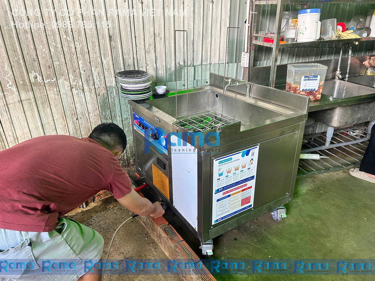 Máy rửa bát siêu âm