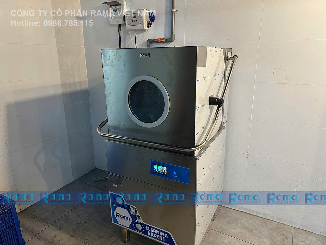 Máy rửa bát công nghiệp