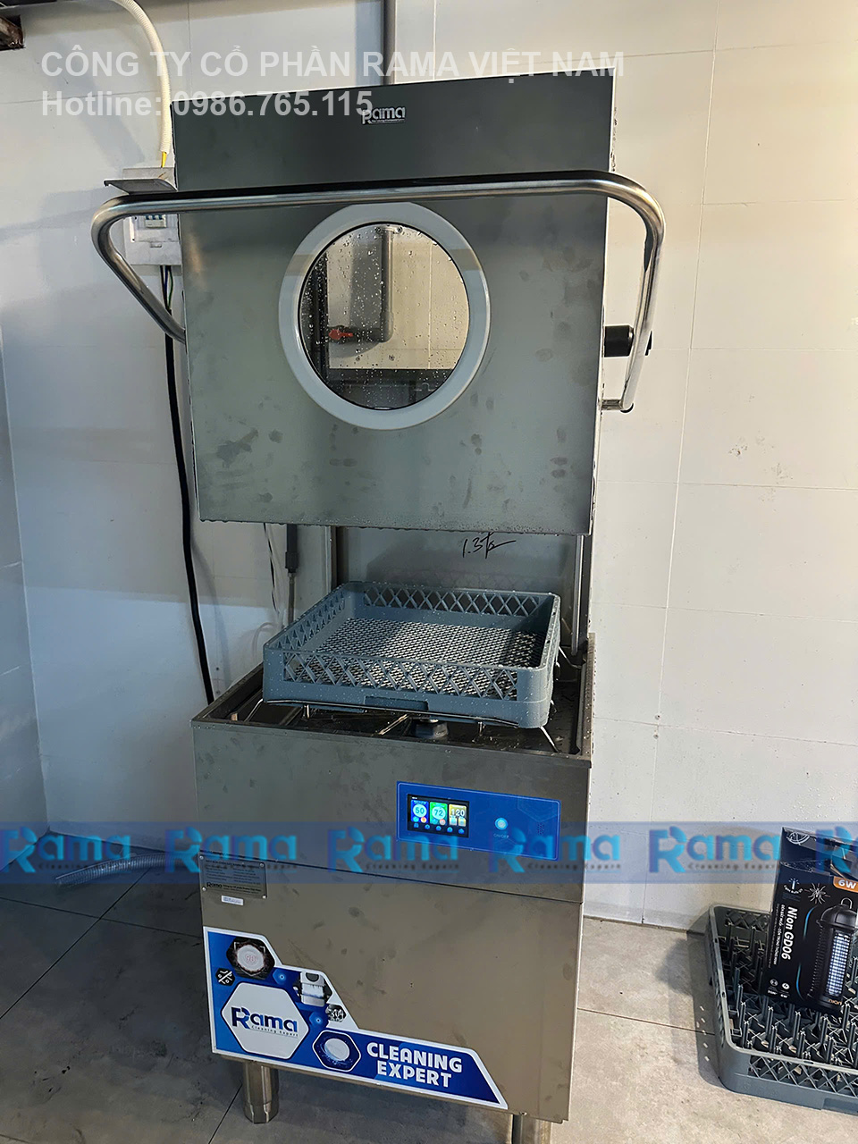 Máy rửa bát công nghiệp