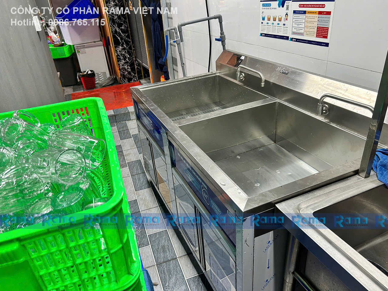 Nhà Hàng Hải Sản Sam Xây Dựng Lòng Tin Khách Hàng Từ Cái Chạm Đầu Tiên Với Máy Rửa Bát Siêu Âm Rama RB1500 Pro 14 Máy rửa bát siêu âm
