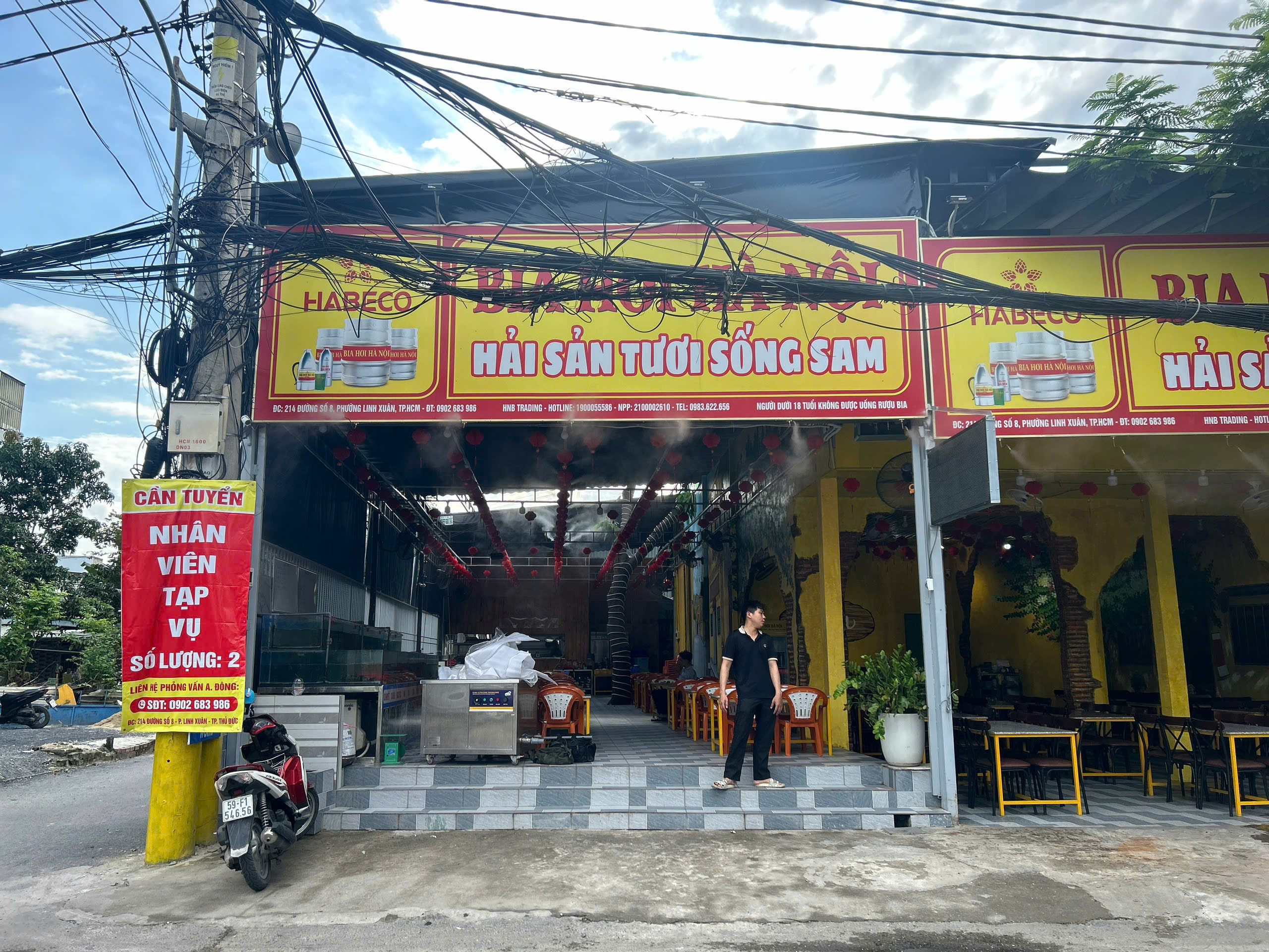 Nhà Hàng Hải Sản Sam Xây Dựng Lòng Tin Khách Hàng Từ Cái Chạm Đầu Tiên Với Máy Rửa Bát Siêu Âm Rama RB1500 Pro 9 Máy rửa bát siêu âm