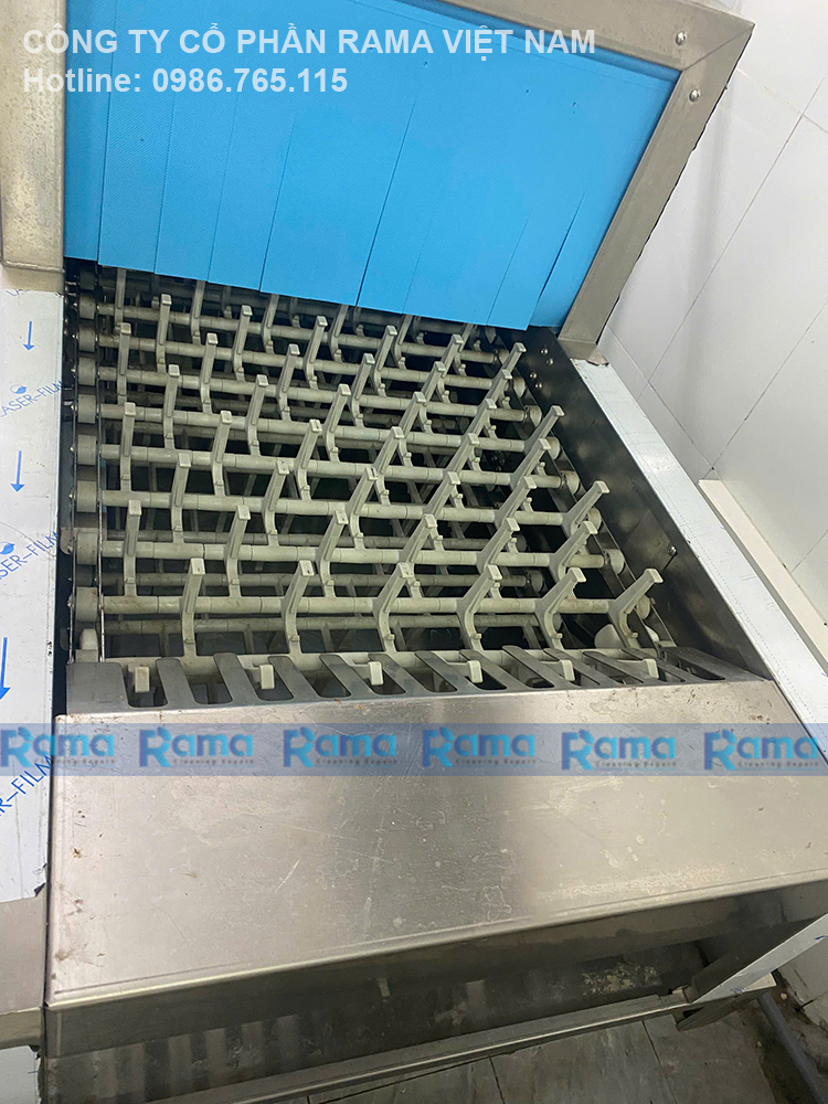 Chuẩn Hóa Quy Trình Vệ Sinh Học Đường Với Máy Rửa Bát Băng Chuyền Công Suất Lớn Rama RC47000 Tại Trường Mầm Non Hoa Lâm (Đông Anh, Hà Nội) 8 Rửa bát băng chuyền