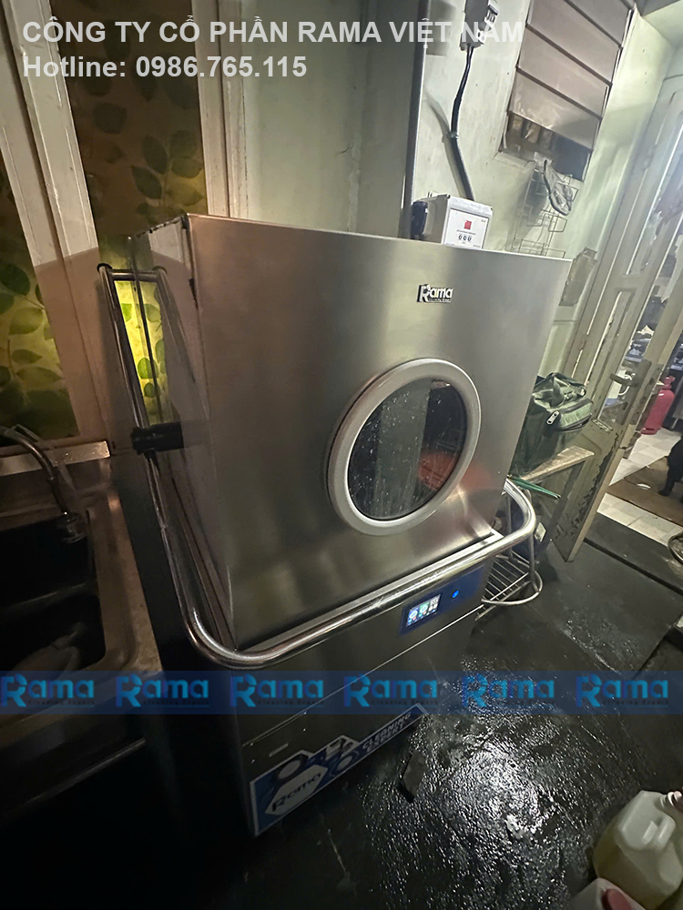 Máy rửa bát công nghiệp