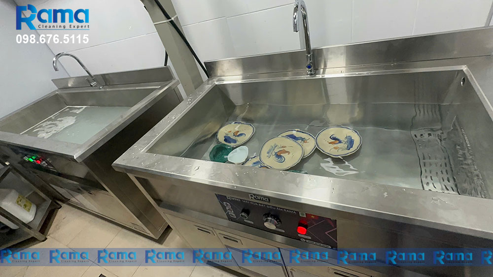 Tạm biệt quy trình rửa tay truyền thống - Bước chuyển mình sang "trạm làm sạch" tự động với hệ thống Bể rửa siêu âm công nghiệp Rama tại nhà hàng Buffet Nguyễn Du, Quận 1 14 Bể rửa siêu âm công nghiệp