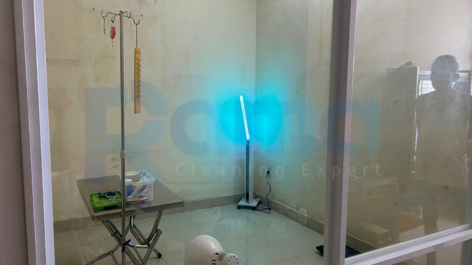 Đèn UVC khử trùng phòng di động Rama UV-60W được lựa chọn cho khu vực vệ sinh phục vụ chăm sóc vết mổ tại TP.HCM 8 Đèn UVC khử trùng phòng di động Rama UV-60W có ứng dụng đa dạng không chỉ trong y tế