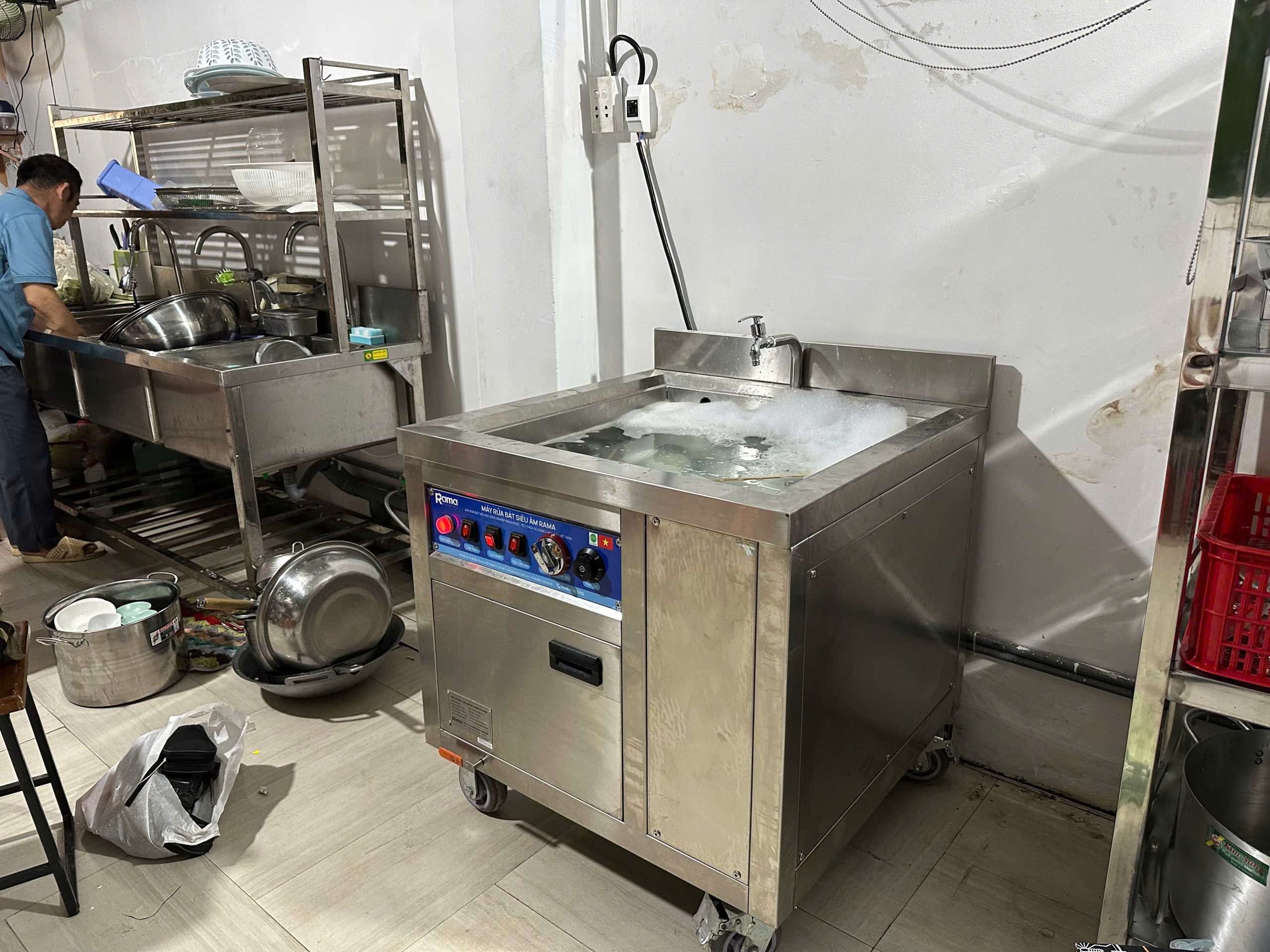 Rama cung cấp máy rửa công nghiệp đa dạng dung tích cho nhu cầu doanh nghiệp nhỏ, hộ kinh doanh