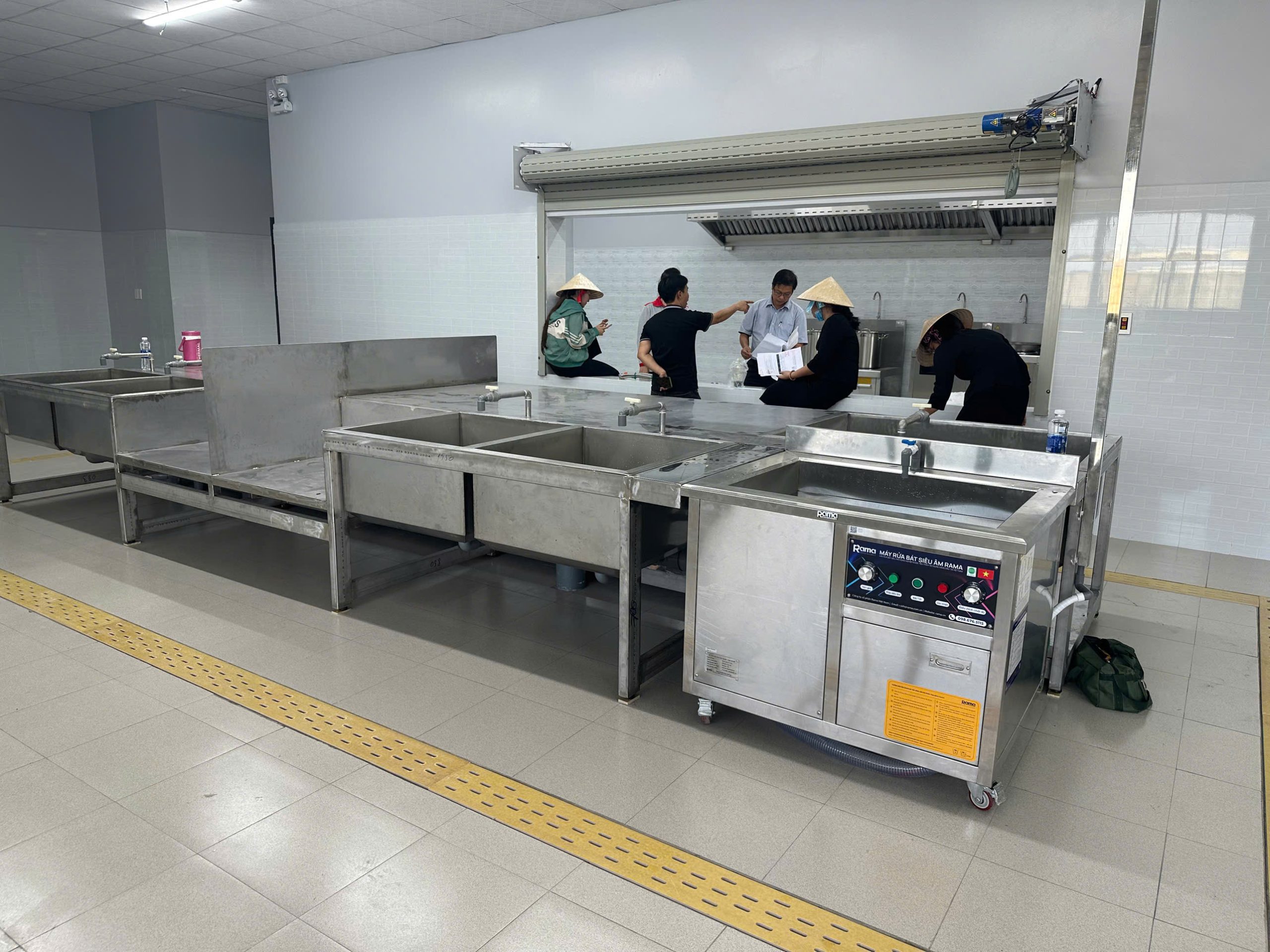 Máy rửa chén công nghiệp Rama được ứng dụng trong các dự án thực tế