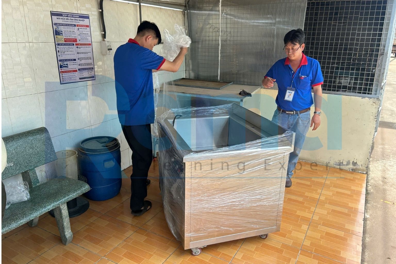 Bàn giao máy rửa bát siêu âm RAMA RB1000 cho doanh nghiệp tại TP.HCM 10 Ứng dụng của máy rửa bát siêu âm RAMA RB1000