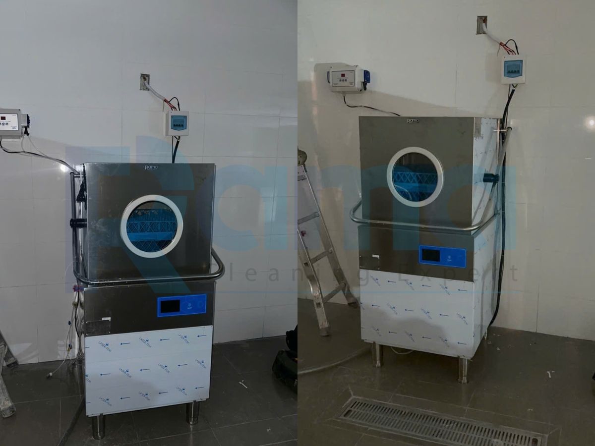 Máy rửa bát công nghiệp cho quán ramen Rama RC15000SX đặt sát tường gạch